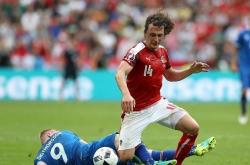 爱游戏课程-波兰客场大胜拉脱维亚，实现两连胜