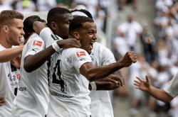 爱游戏官方入口-门兴格拉德巴赫客场胜尼斯晋级欧联的简单介绍