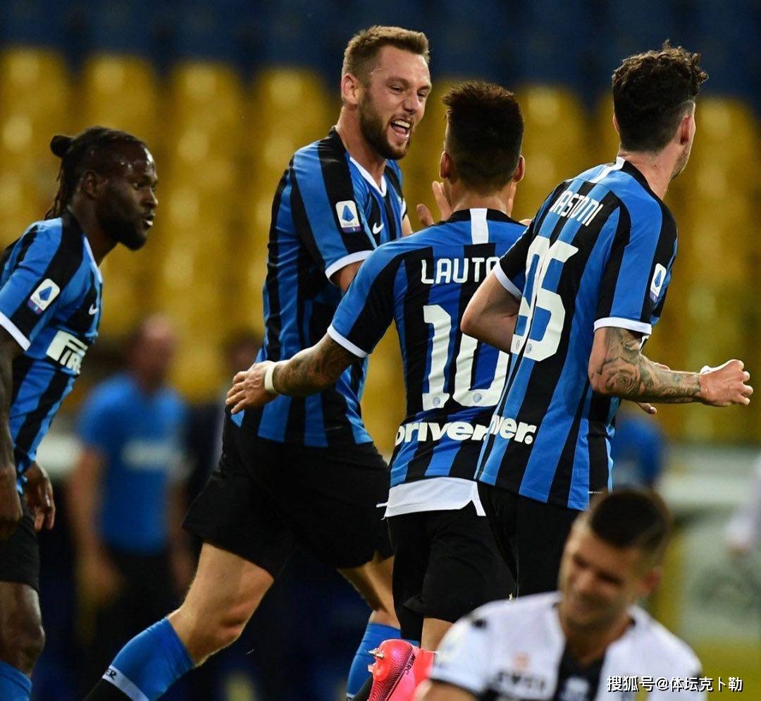 巴伦西亚主场惊险逆转，成功拿下三分的简单介绍