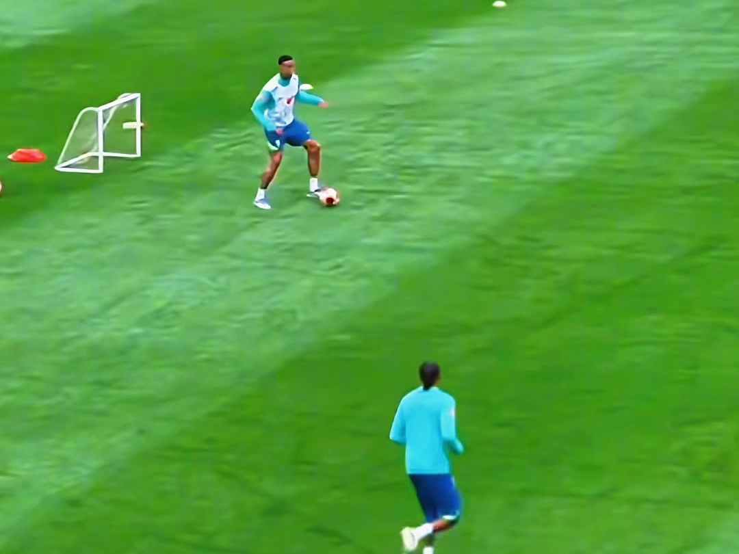 关于玻利维亚国家队备战下一场比赛,力争全取三分的信息 关于玻利维亚国家队备战下一场比赛,力争全取三分的信息