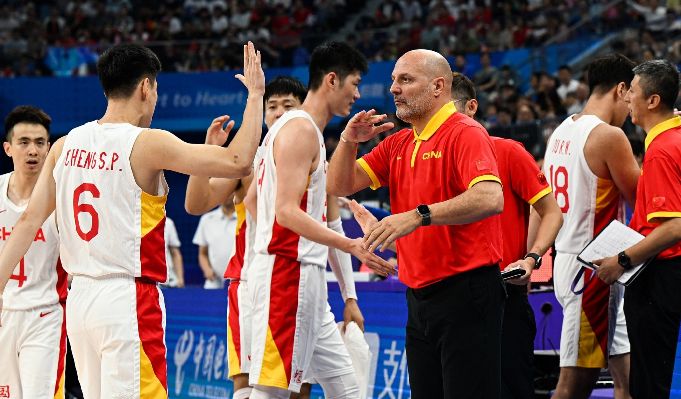 关于菲律宾球员积极拼抢,贡献出色表现的信息 关于菲律宾球员积极拼抢,贡献出色表现的信息