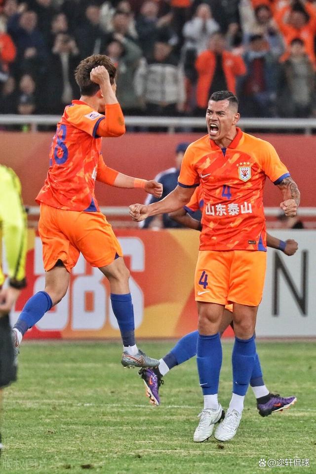 大连人主场憾负山东鲁能,无缘三分 大连人主场憾负山东鲁能,无缘三分