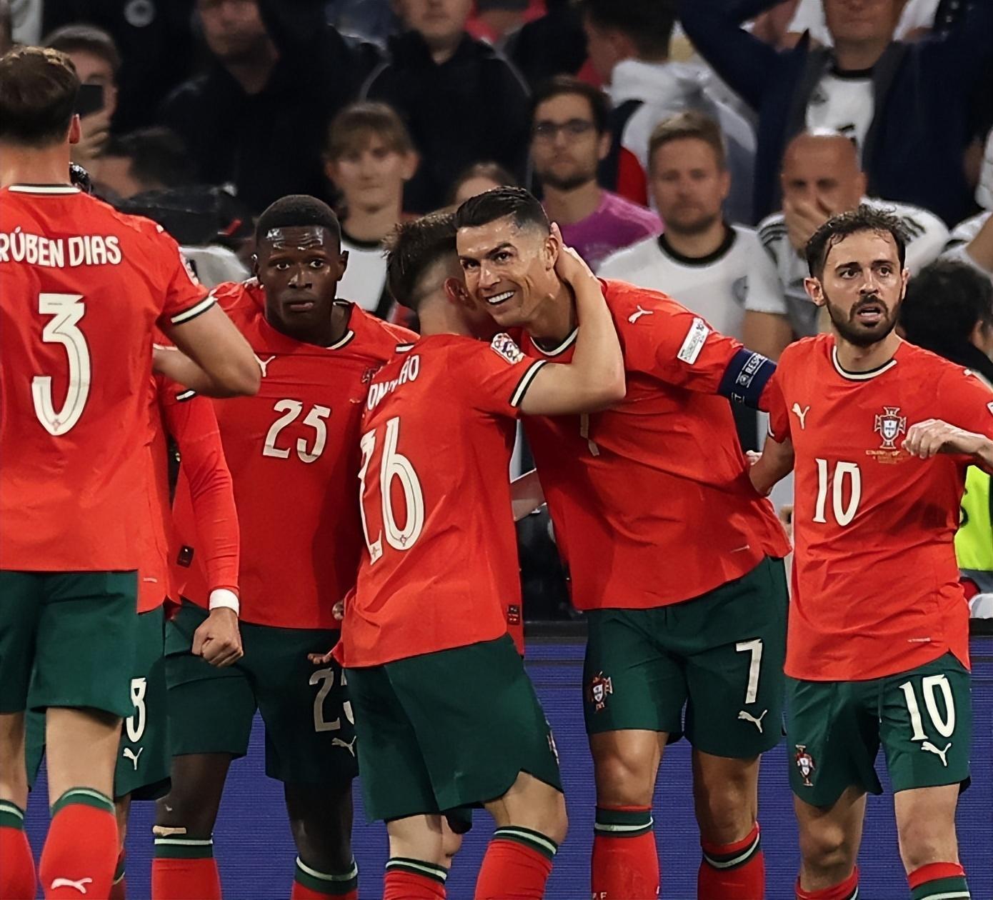 西班牙队主场击败波斯尼亚，小组领先优势扩大的简单介绍