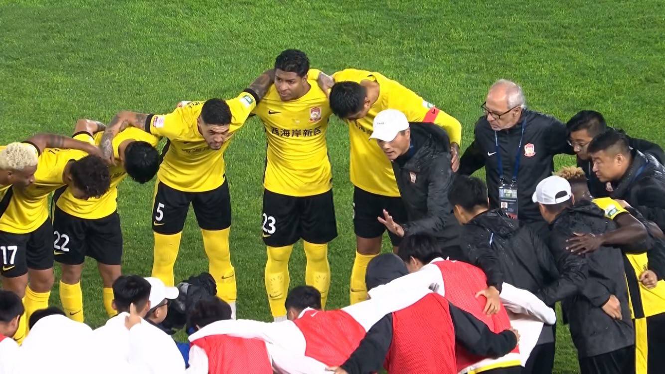 鲁能逆转申花，球队顽强斗志备受称赞的简单介绍