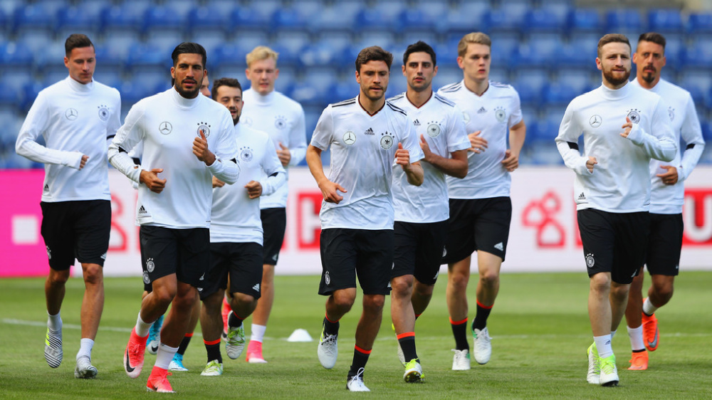 关于白俄罗斯队在欧预赛中实力暴涨的信息