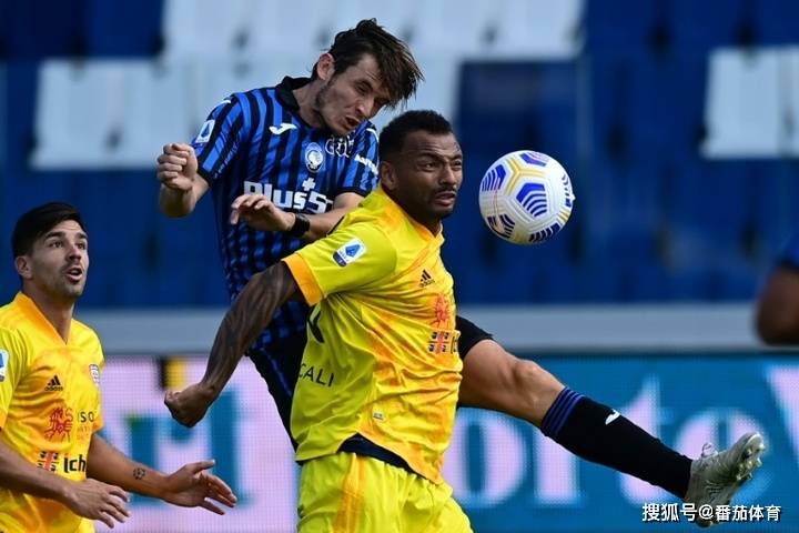 包含斯佩齐亚客场遭卡利亚里逆转，降级压力增大的词条