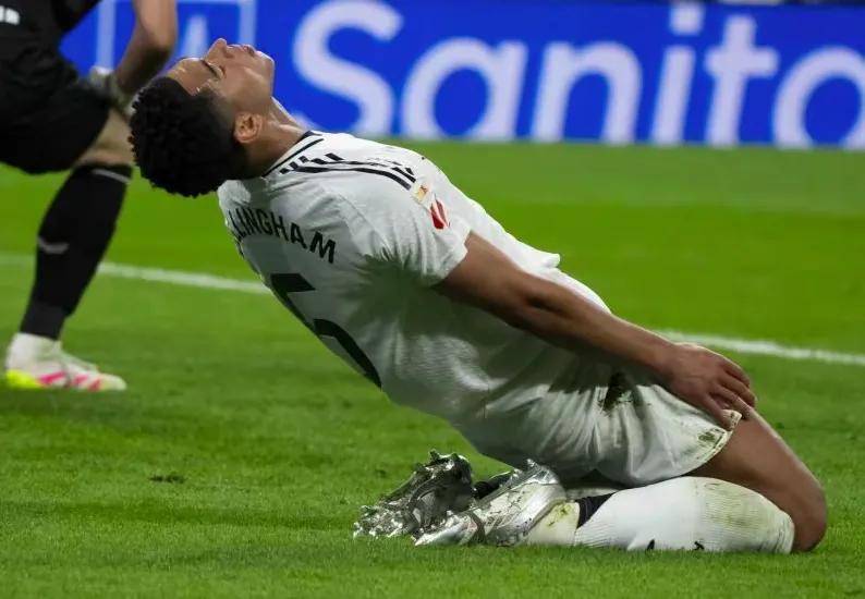 皇马不敌对手，出局阴霾笼罩的简单介绍