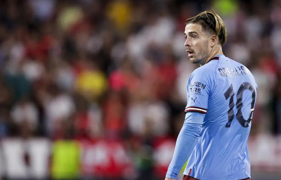 包含桑德兰客场失利，陷入保级泥潭的词条